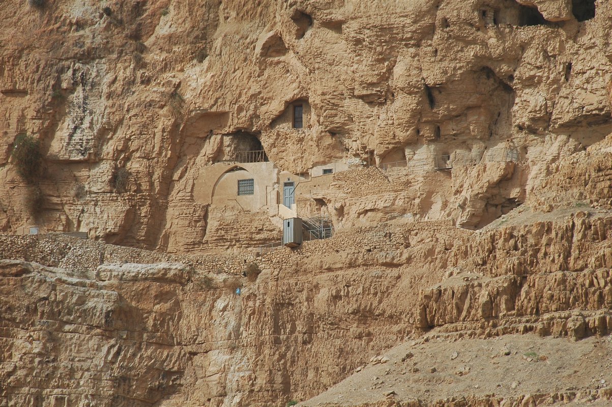 dom w skałach